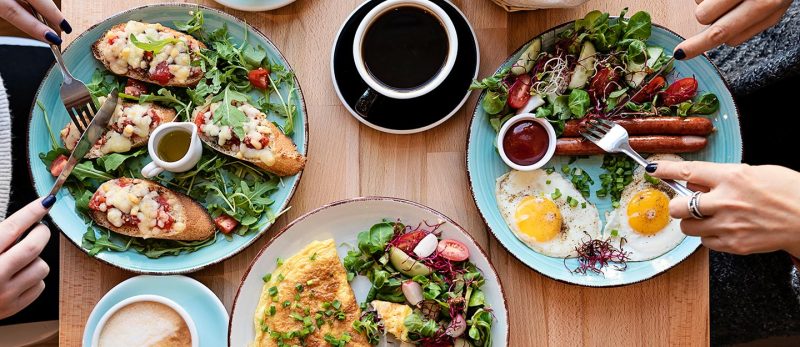 دليل الزائر: مطاعم ديرفيلدز مول التي لا ينبغي تفويتها