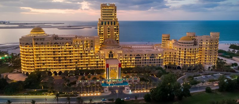 عروض فنادق رأس الخيمة: استقبل عيد الفطر بالفخامة