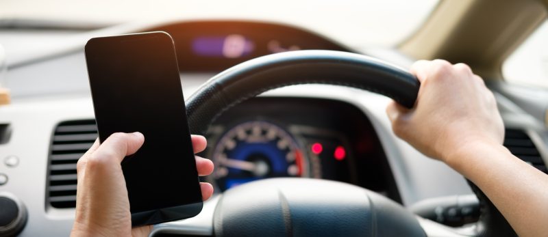 تطبيقات النقل الذكية في دبي: مستقبل التنقل