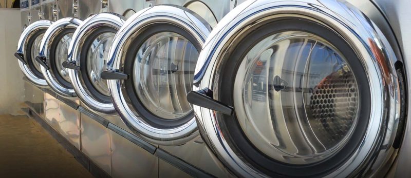 غسيل ملابس اونلاين دبي: كل ما تحتاج معرفته عن الخدمات والأسعار