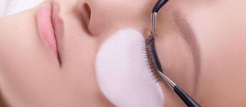 أفضل الخيارات لتركيب الرموش المؤقتة في العين