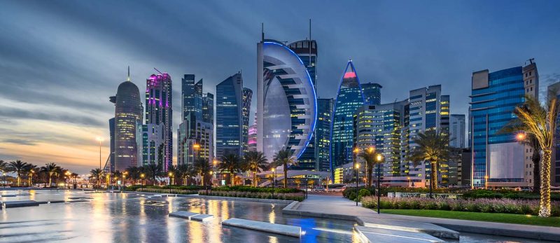 كم تكلفة السفر إلى قطر من الإمارات؟