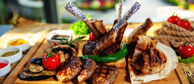 أسرار مطاعم المنطقة الغربية: اكتشف جواهر الطهي الخفية في الظفرة