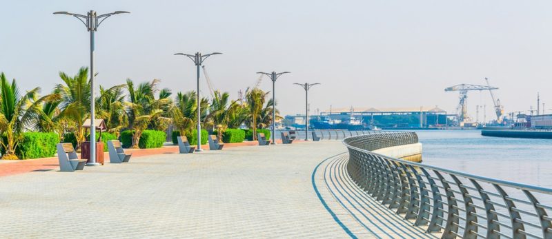 أجمل أماكن التنزه في عجمان: استمتع بالطبيعة والتسوق