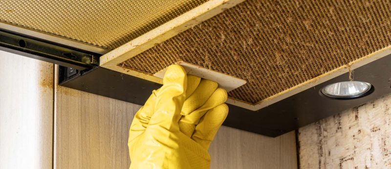 تنظيف شفاط المطبخ: أسهل الطرق لإزالة الدهون بفاعلية