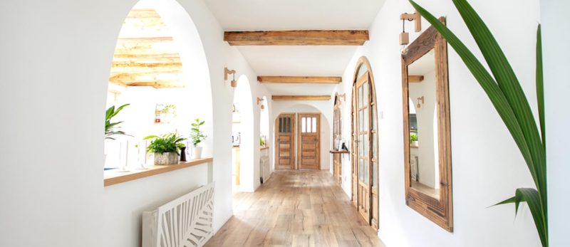 أخطاء شائعة يجب تجنبها عند تصميم ممرات المنزل: نصائح لتصميم مثالي