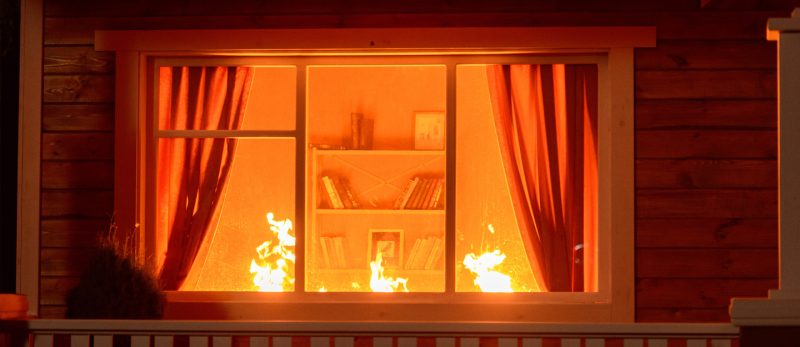 كيف تحمي منزلك؟ تجنب الحرائق المنزلية بسهولة