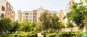 ديسكفري جاردنز: هل هي خيارك الأمثل للسكن في دبي؟