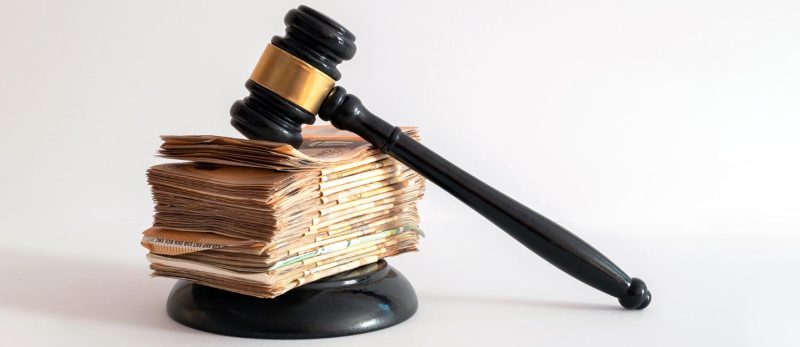 دليلك لتجنب غرامة انتهاء الإقامة وتأشيرة الزيارة في الإمارات