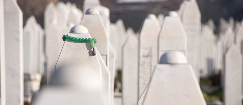 خدمات الجنائز في الإمارات: معلومات هامة للعائلات