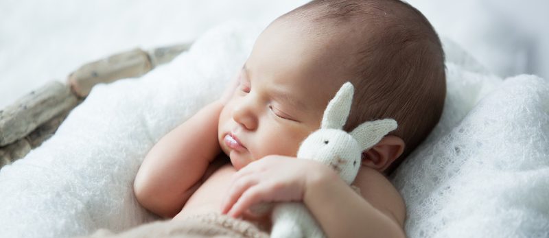 عقيقة المولود: كيف تحيي هذه السنة المباركة في الإمارات؟