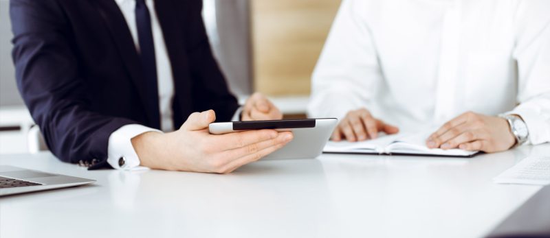 شهادة قيد مكتب عقاري في عجمان: كل ما تريد معرفته