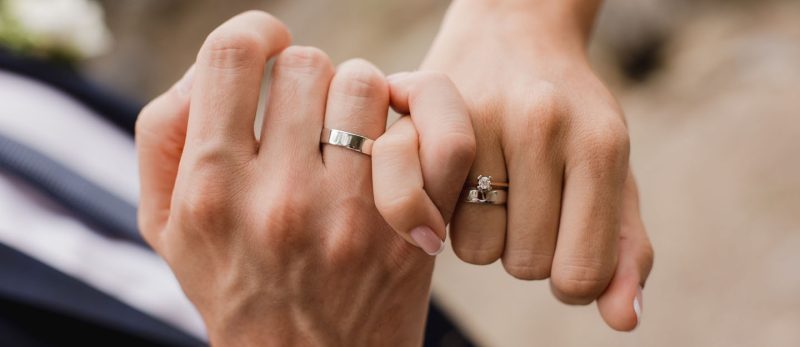 كل ما يهمك حول توثيق عقد الزواج في دولة الإمارات