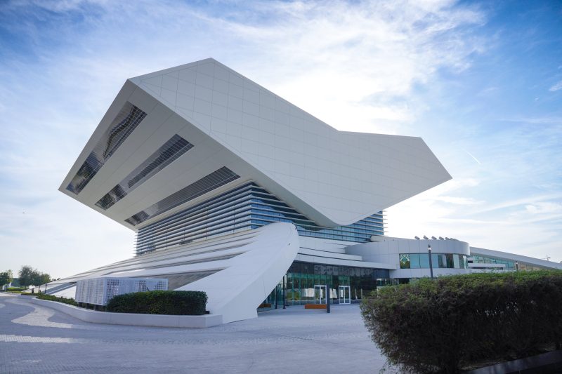 نحو مستقبل مشرق: ملخص قمة دبي للمكتبات والنشر 2025