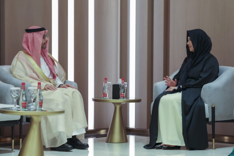لطيفة بنت محمد تلتقي مساعد وزير الثقافة في المملكة العربية السعودية