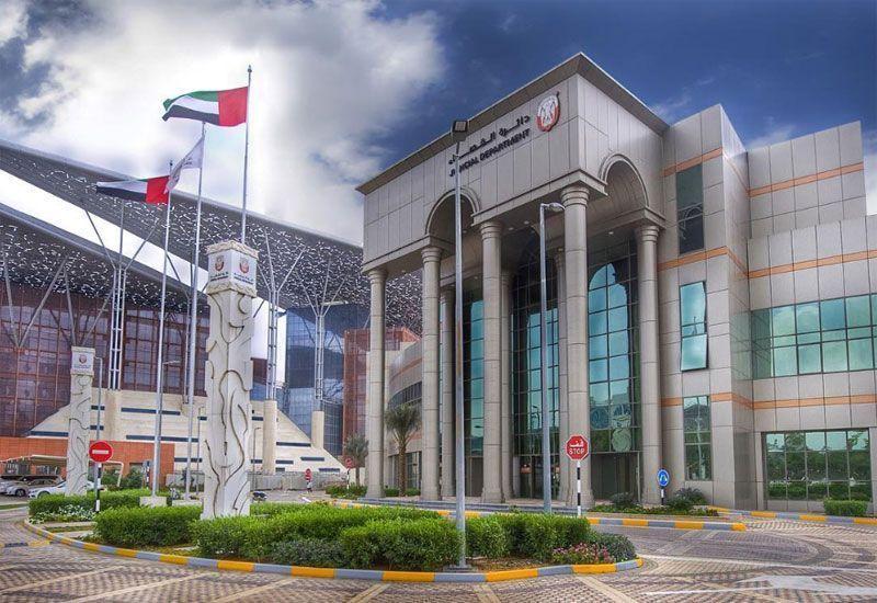 خبراء تحصيل الديون في الإمارات: فهم عميق للنظام