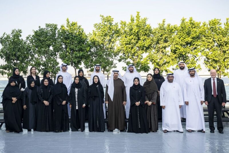 قوة الأوطان: كيف يعزز تمكين المجتمع من استقرار الدولة؟