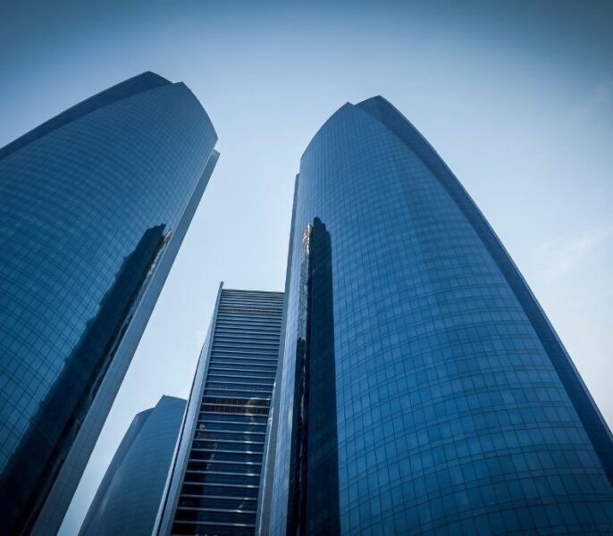 دليل شامل لـ القانون التجاري في أبوظبي والخدمات المصرفية