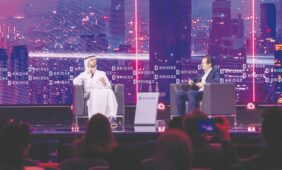 الإمارات والذكاء الاصطناعي: خارطة طريق للنمو المستدام والابتكار