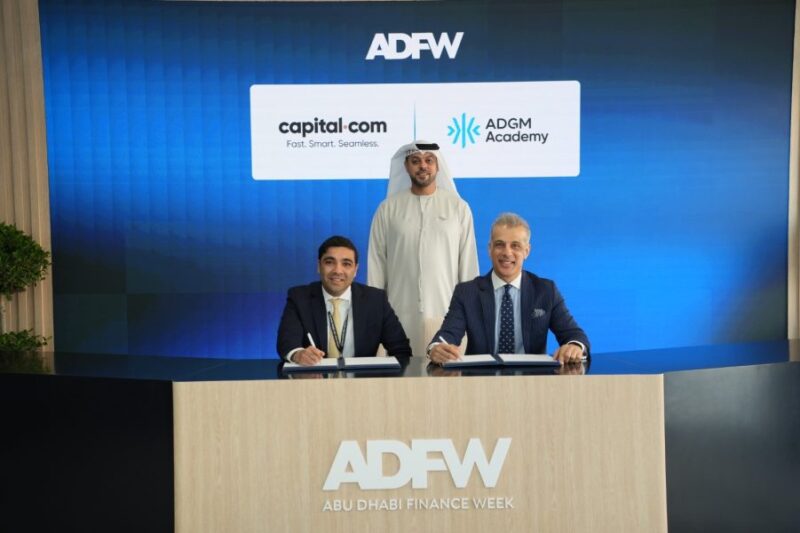 أبوظبي مركزاً مالياً: تعزيز الثقافة المالية في الإمارات عبر ADGM وCapital.com