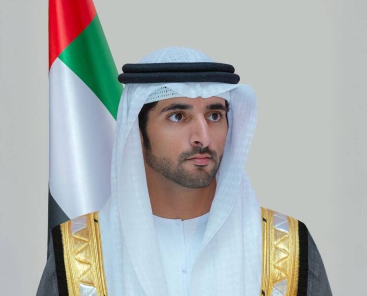 تخييم في صحراء دبي: دروس الحياة من قلب الطبيعة