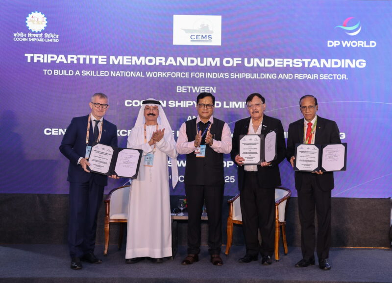 الأحواض الجافة العالمية تُبرم اتفاقية مع شركة كوتشين الهندية لبناء السفن ومركز التميّز في الملاحة وبناء السفن لتطوير الكفاءات البحرية